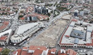 Başkan Altay, Tarihi Bölgede Bulunan Peynir Pazarı’nda Önemli Bir Aşamanın Daha Tamamlandığını Duyurdu